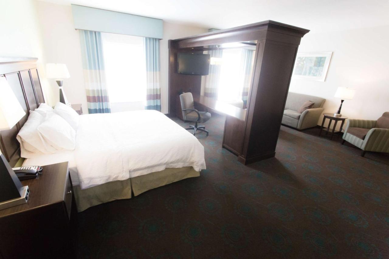 Hampton Inn&Suites Middlebury Bagian luar foto